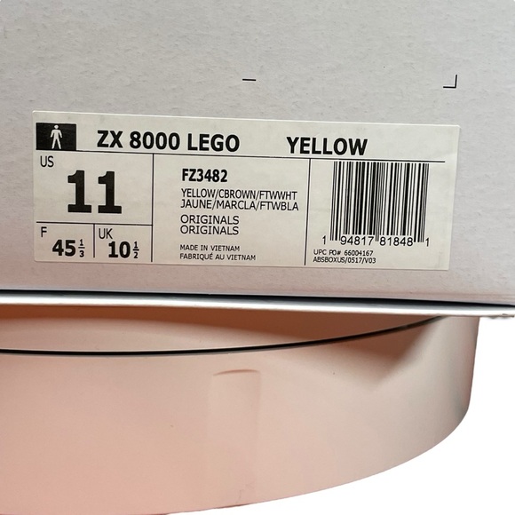 Men’s Adidas ZX 8000  blocks “limited edition” sneakers. Size 11M. main image 5